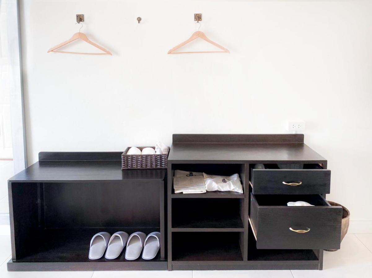Koranaree Courtyard Boutique Hotel Nakhonratcsaszima Kültér fotó