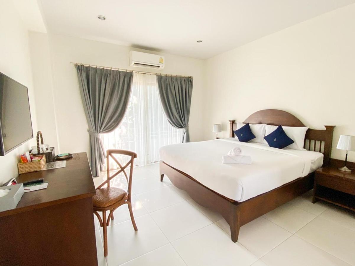 Koranaree Courtyard Boutique Hotel Nakhonratcsaszima Kültér fotó
